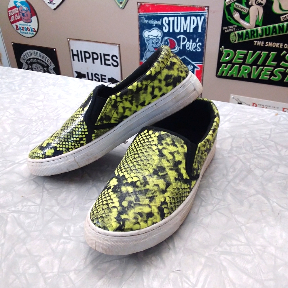 Chartruce/green snakeskin print casual shoes slip on room for wide foot